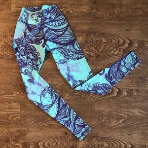Liquido Active paisley leggings